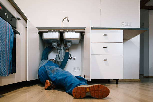 Professional Drain Cleaning technician working in Zuni, VA